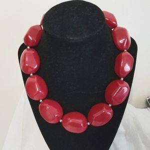 Vintage| Chuncky Red Necklace w/Silver Hardware